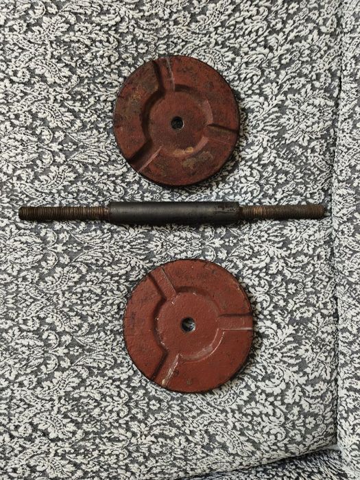 Штанга заводская.б/у.гантеля.