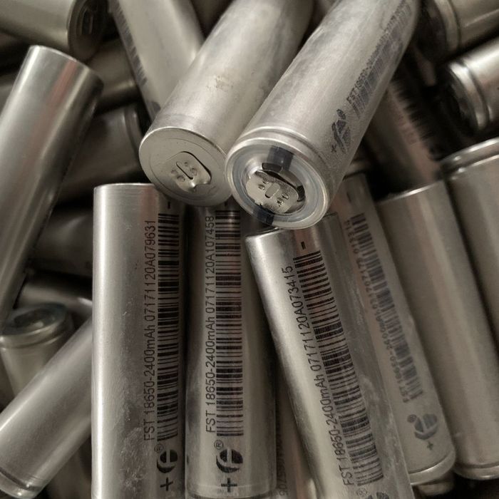 Оригинал батарея 2400мач