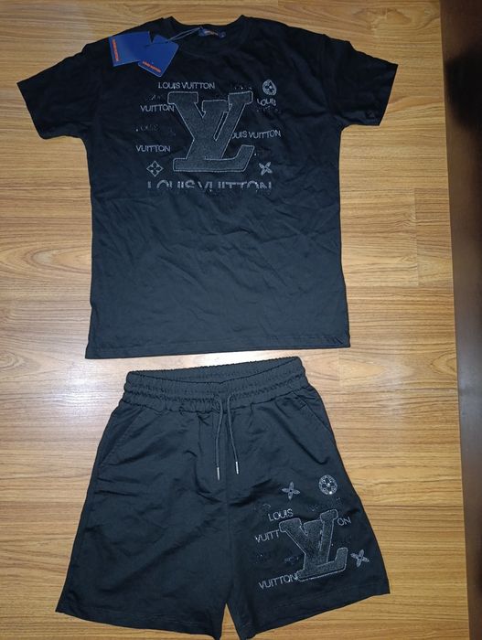 Compleu Louis Vuitton M