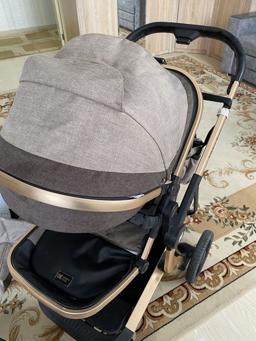 Коляска детская 3 в 1.