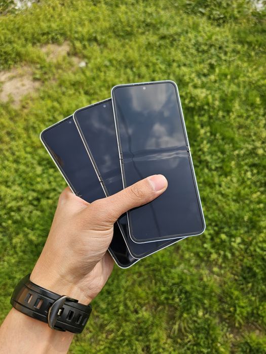 Samsung Galaxy Z Flip 6 (5G) Snapdragon. OzU 8/512 GB. Garantya IDEAL
