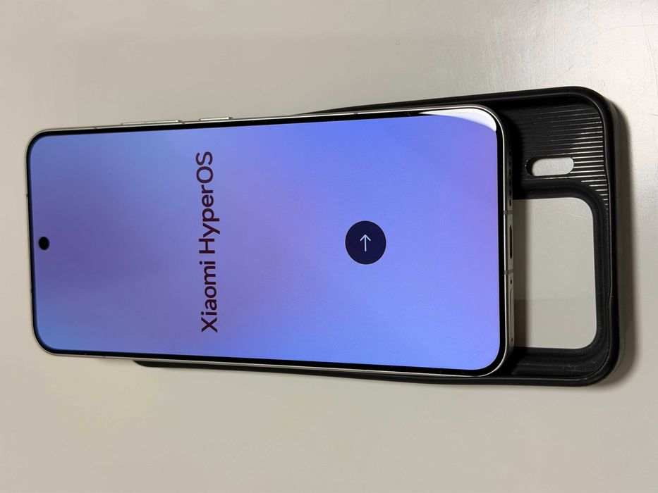 Xiaomi 15 – 12GB RAM / 128GB, на 8 месеца