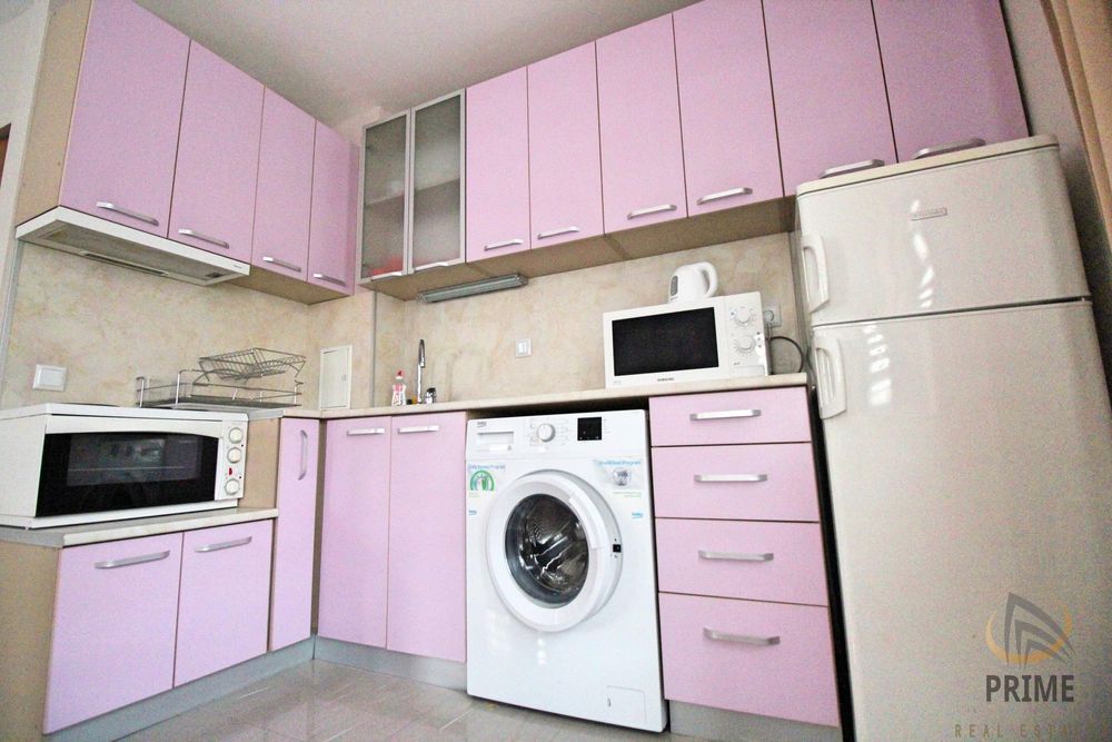 Дава се под наем Едностаен апартамент в Бургас, Лазур - 35 кв.м за 331.5 € - Снимка #2