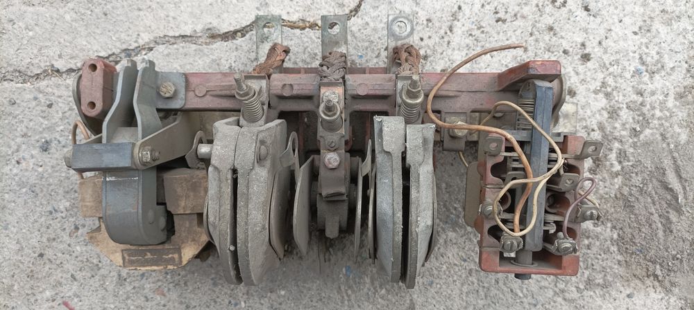 Пускатель КТ6013Б продам