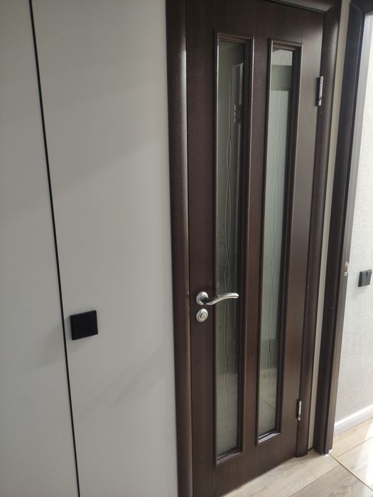 Продам двери, 4 шт