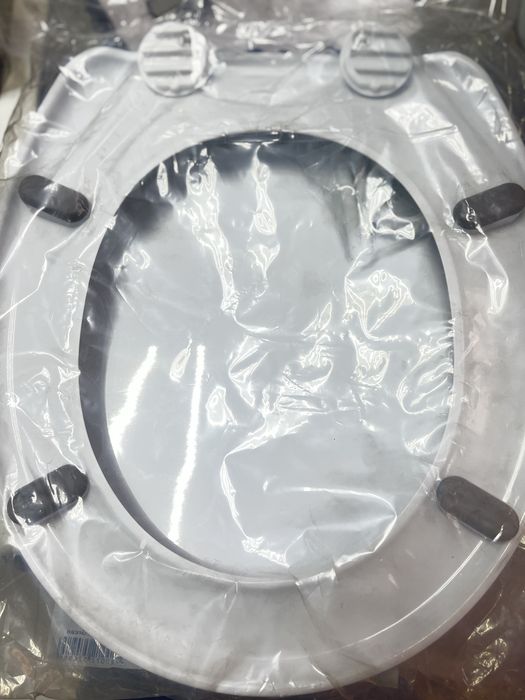 Новые крышки для унитаза