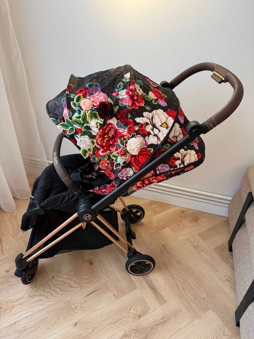 Cărucior Cybex Mios Rose Gold Dark Blossom
