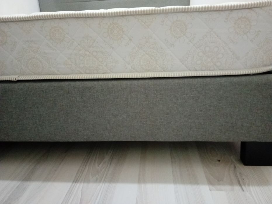 Pat 160X200 cu saltea cu spuma poliuretanica