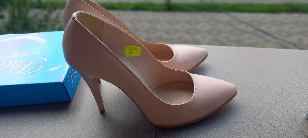 Pantofi cu toc stiletto mar 40 noi, nepurtati