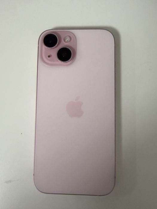 Продам айфон 15  128 гб