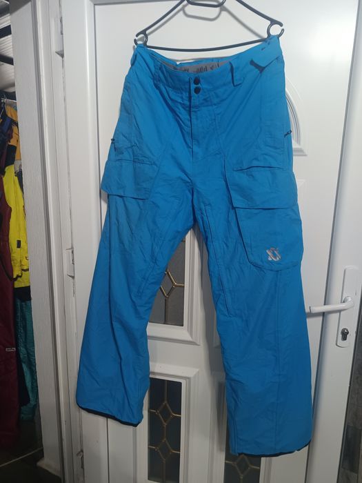 Pantaloni ski toate mărimile disponibile