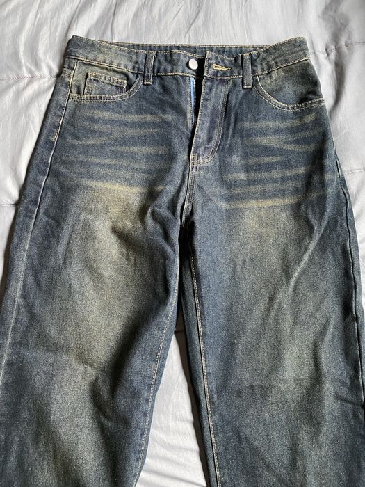 Широки, сини дънки