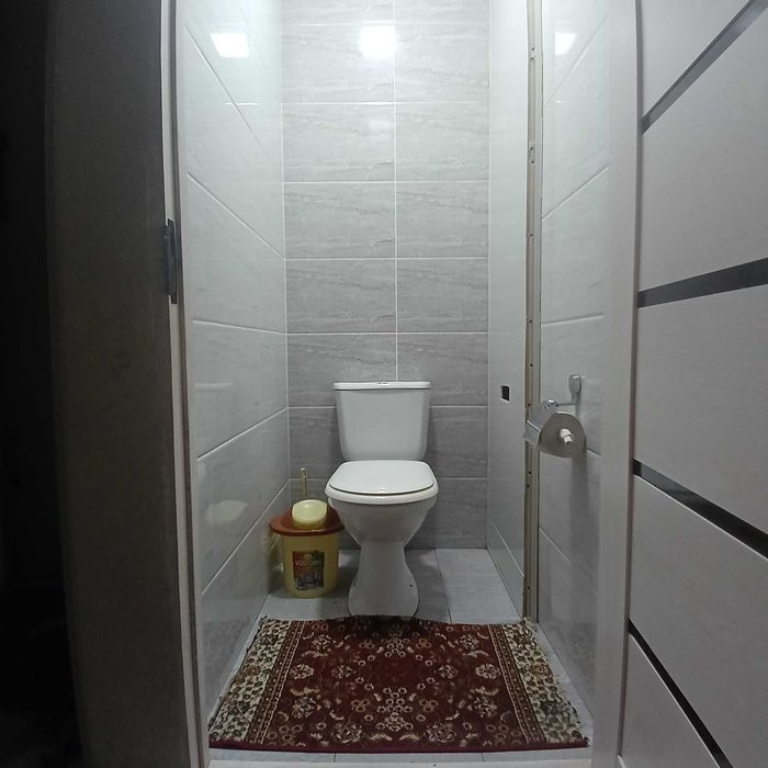 Продаётся 2-комнатная квартира на . Кара камиш  1/4