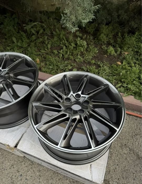 Продам диски с резиной