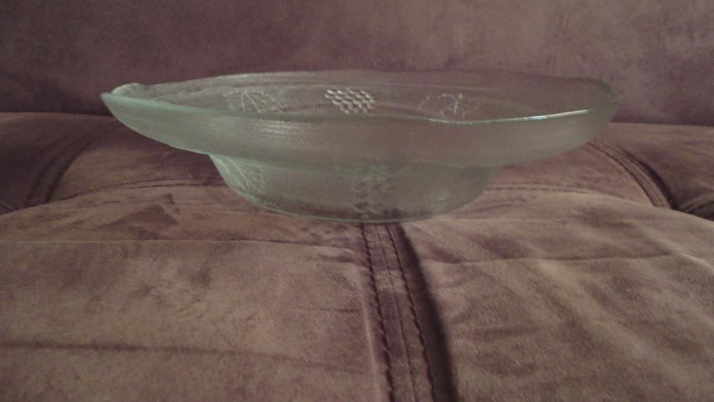 Стъклен поднос