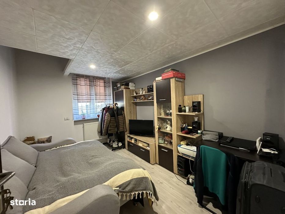 Apartament 2 camere cu tavan inalt | Decomandat | Zona Baritiu Centru — fotografia 3