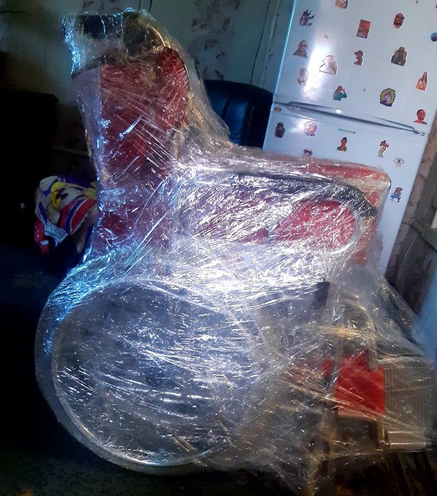 Продаётся инвалидная коляска складная