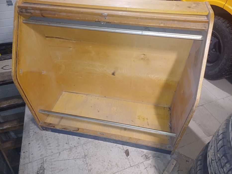 Български масивен архивник