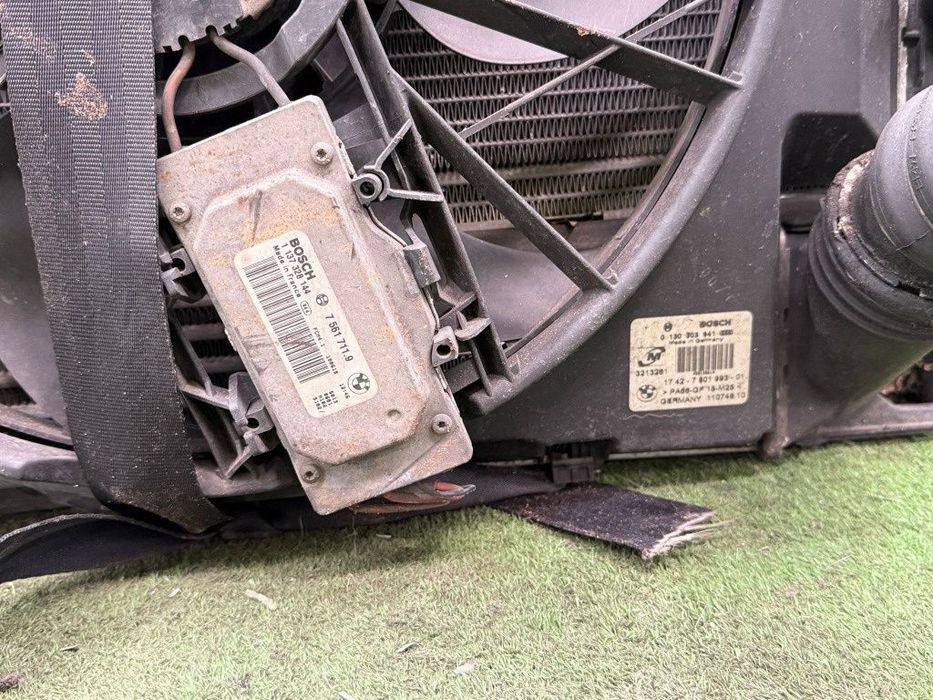 Trager complet radiator racire apa ac ventilator + armatura 2010 bmw 116d seria 1 e87 lci 2.0 diesel