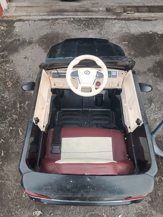 Продам детскую машинку