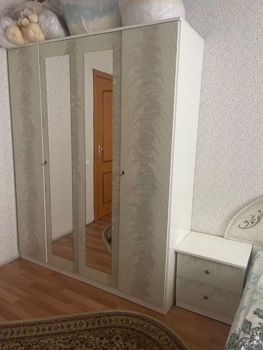 Спальний гарнитур