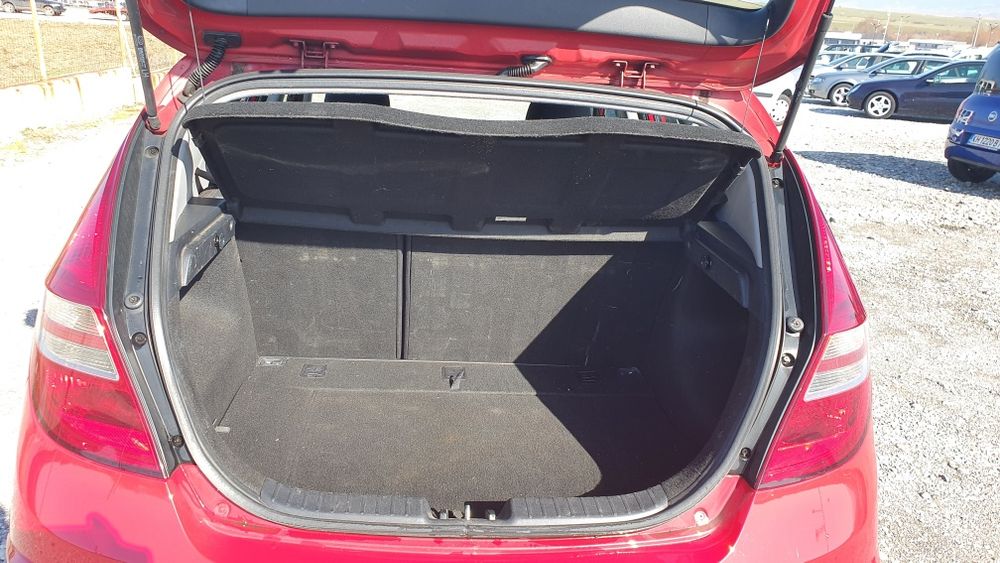 ХЮНДАЙ И-30 1.6 CRDI 2009 г НА ЧАСТИ .