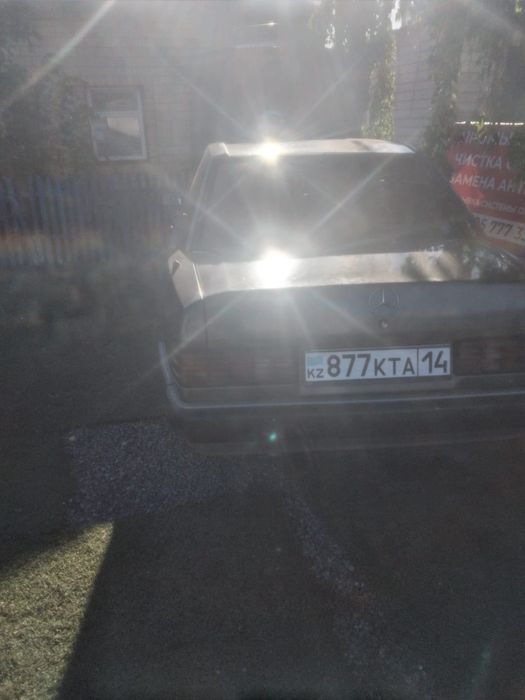 Продам мерседес 190