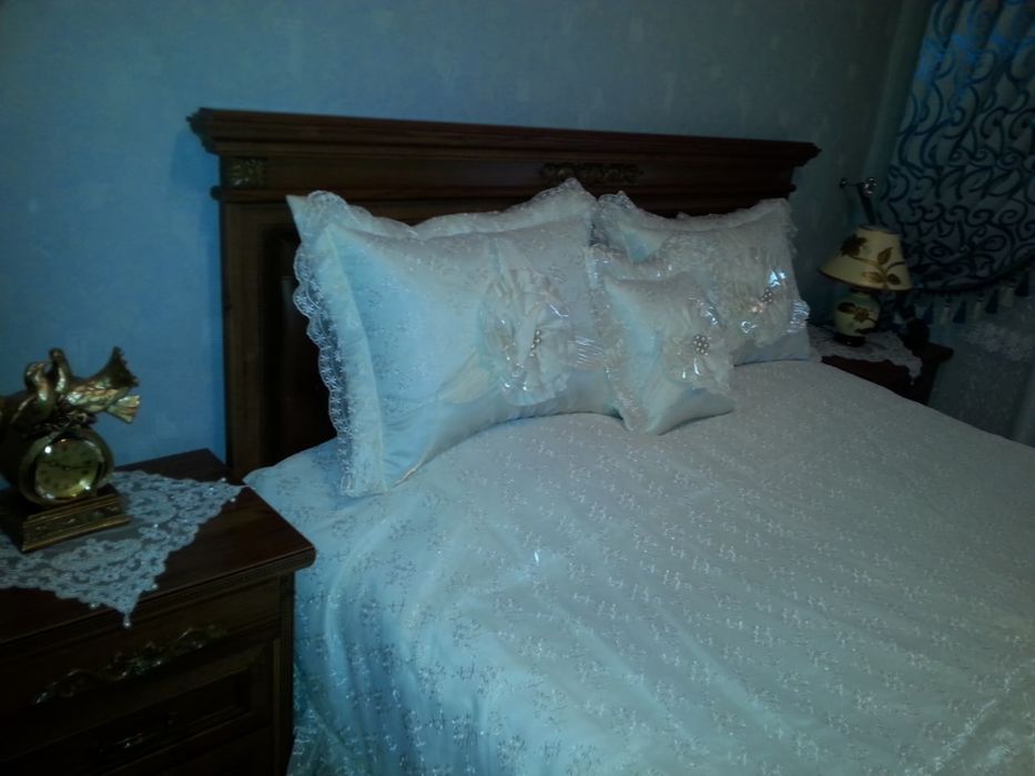 Mebel sotiladi. Holati zor.