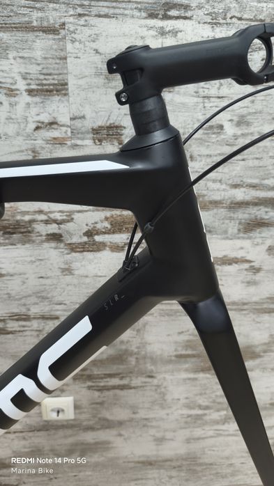 НОВИ карбонови шосейни рамки BMC Teammachine SLR Disc | 58