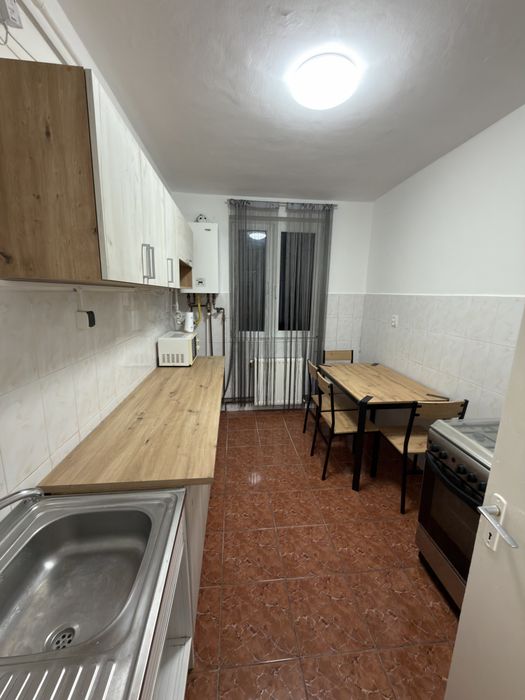 Inchiriez apartament 2 camere vis a vis de Pedagogic