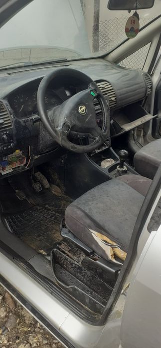 Опел Зафира А 1.6 бензин на части/ Opel zafira na chasti