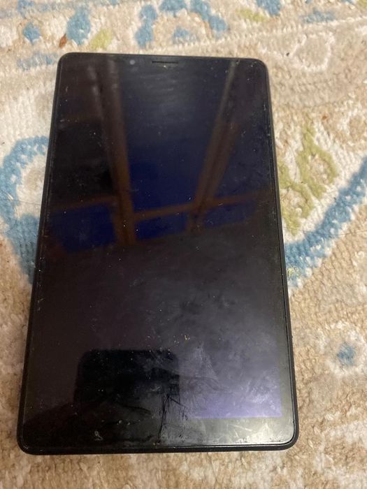 Планшет Lenovo (Черный