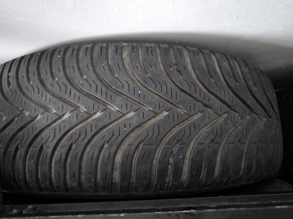 Vand set 4 jante tabla 15, 4x100, Clio, Sandero, Logan iarna 185/65