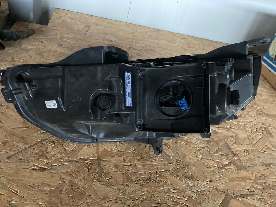 Десен фар LED Matrix. Opel Insignia B. Z18. 17-20г. ZKW. Инсигния.