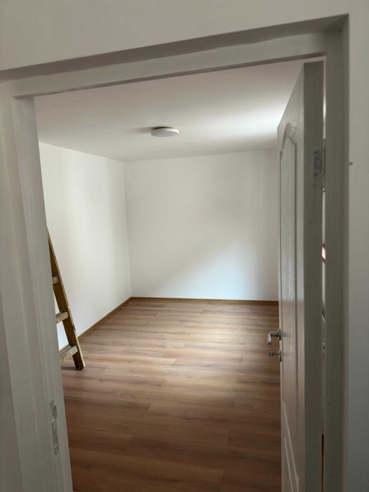 se inchiriaza casa in cartierul 13 septembrie