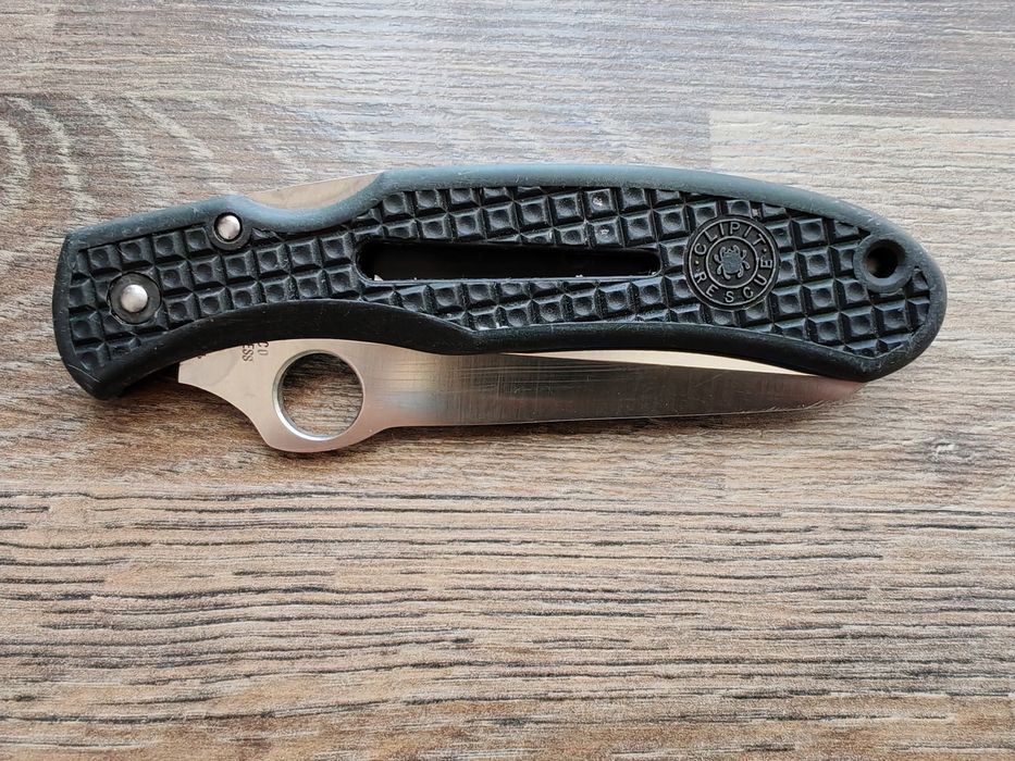 Briceag Spyderco