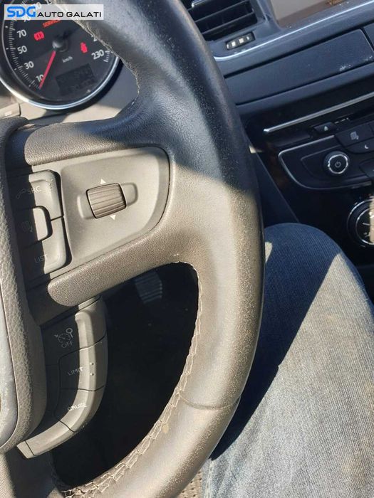 Volan Piele 3 Spite Comenzi FARA Airbag Peugeot 508 2010 - 2018 (Uzura Piele) [Q5842]