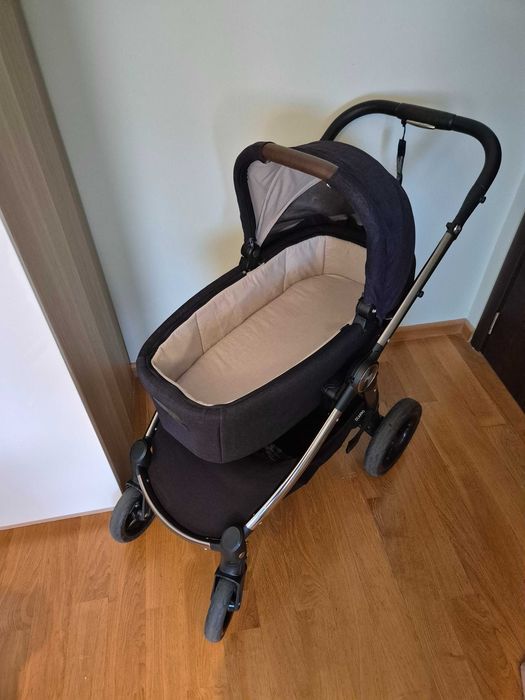 Бебешка количка Mamas & Papas Ocarro Onyx + кош и зимно чувалче
