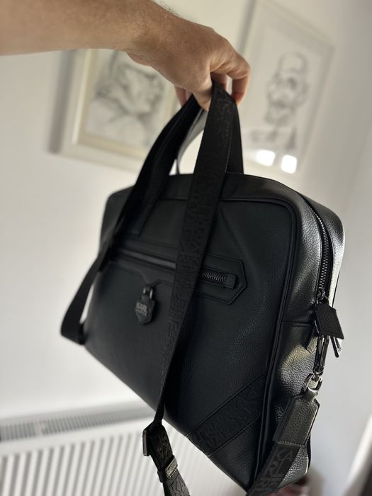 Vând geantă tip servietă KARL Lagerfeld