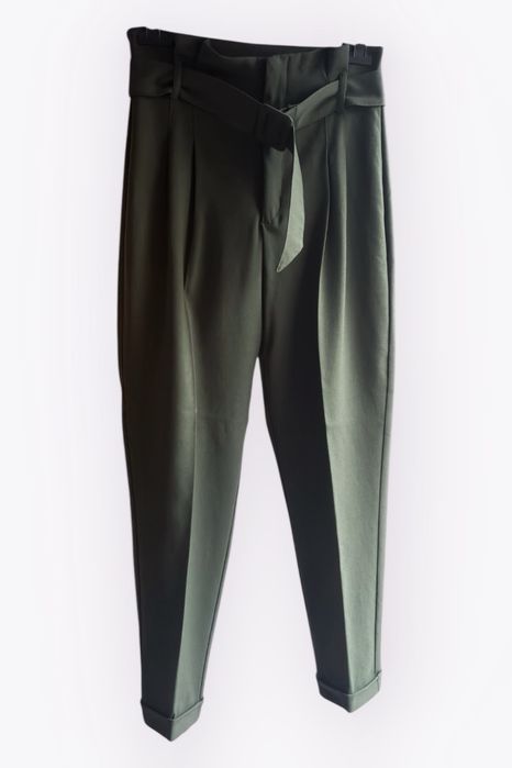 Pantaloni Bershka Paperbag cu talie înaltă și curea - 40(L) Verde Oliv