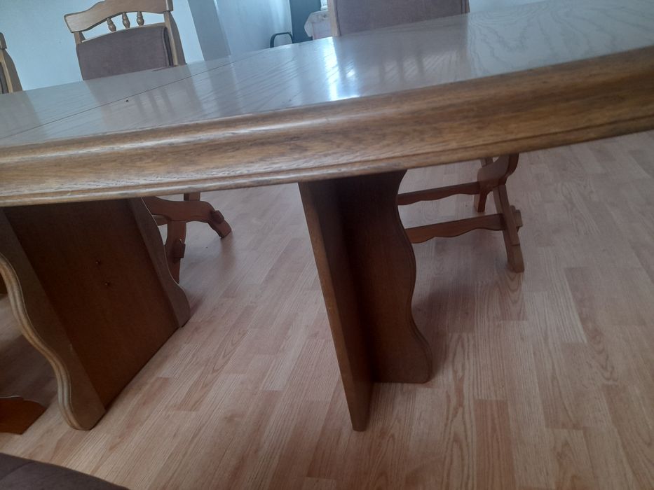 Masa lemn masiv cu scaune