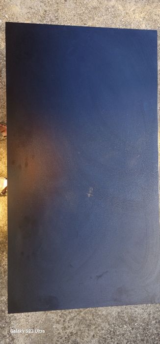 Продавам холна маса