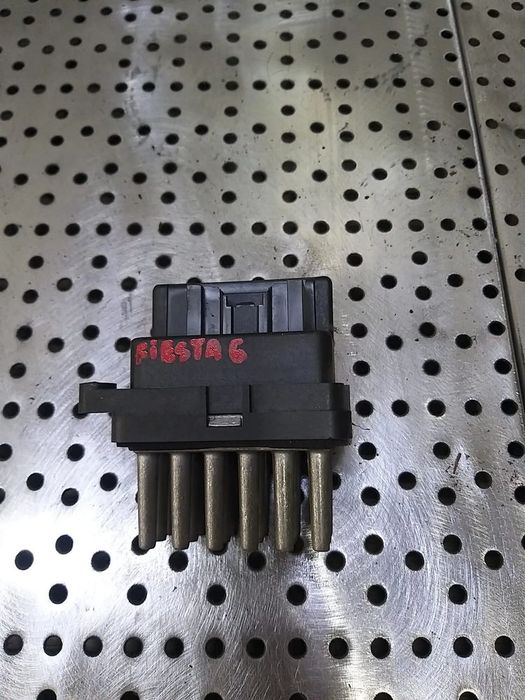 Rezistenta trepte aeroterma ford fiesta 6 cb1 ccn 6g9t19e624ad f011500028