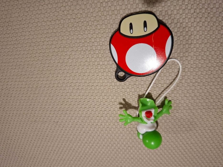 Kinder Joy Super Mario играчки