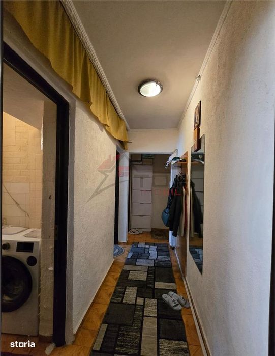 Etaj 2 - Alexandru Familial , ap 3 camere model cu geam la baie
