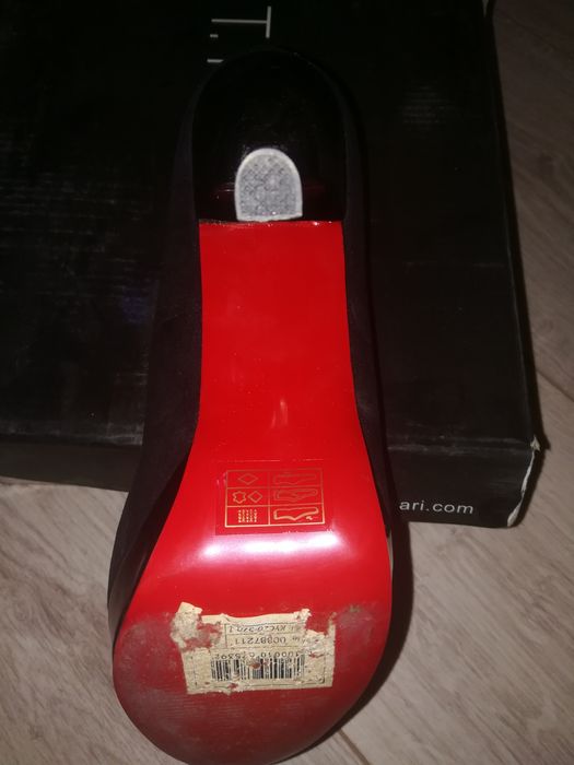 Продам обувь 39 размера