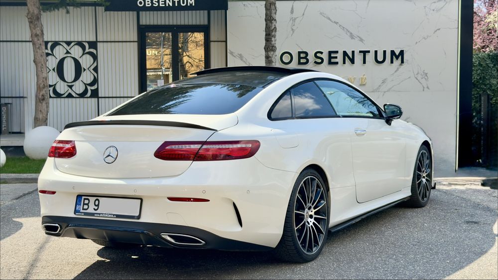 Mercedes-Benz // E class Coupe // 220 d