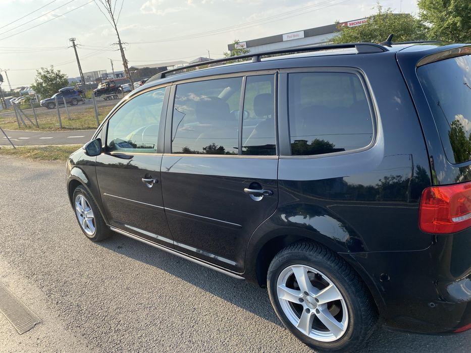 VOLKSWAGEN Touran 2014 — imagine 3