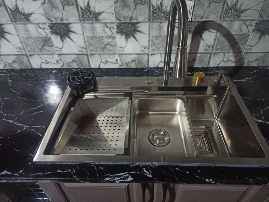 Oshxona mebeli srochni sotilida