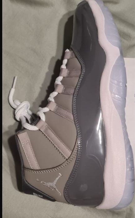 Air Jordan 11 Cool Grey 44